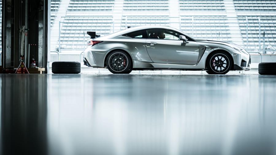  Lexus RC F Performance Package 2019 года  (JP) (фото 20 из 31)